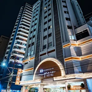 https://camboriu-praia-hotel.santa-catarina-brasil.com
